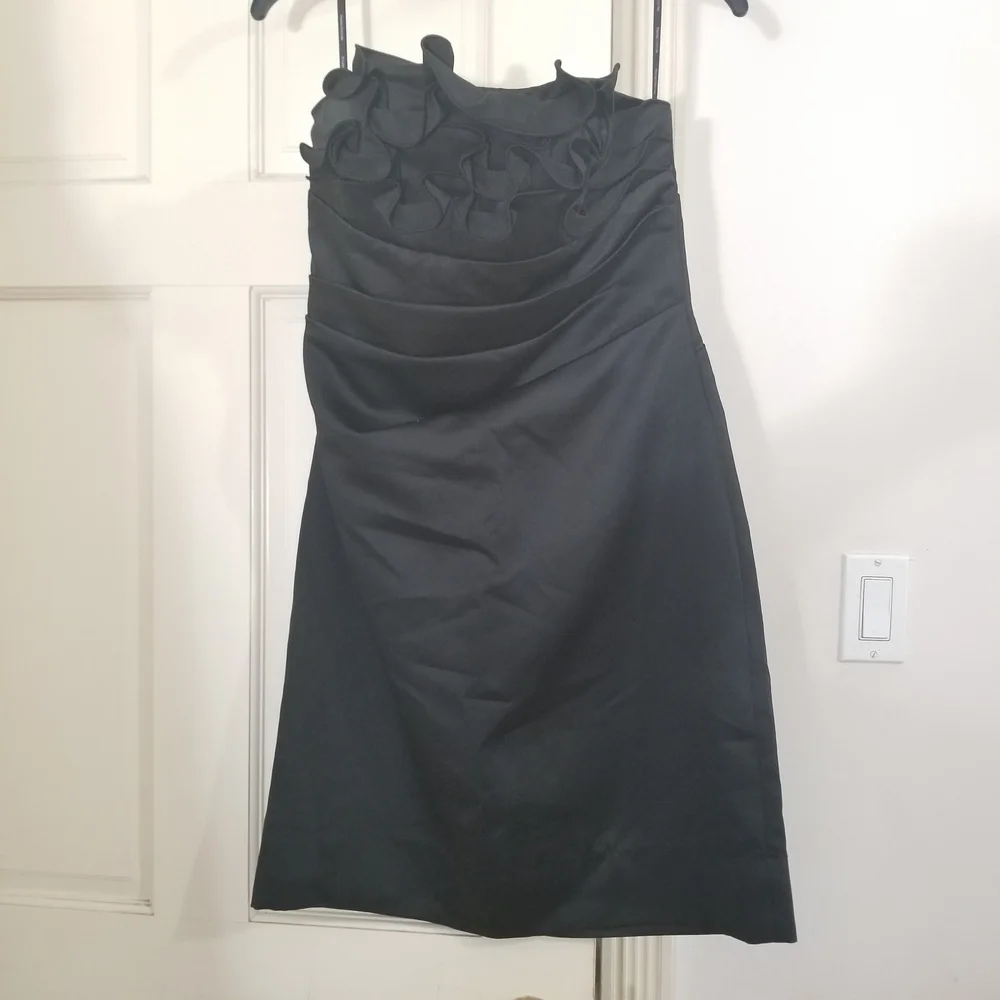 BLACK Phoebe Couture ruffled tube top dress women's size 10 (346) - Picture 5 of 5